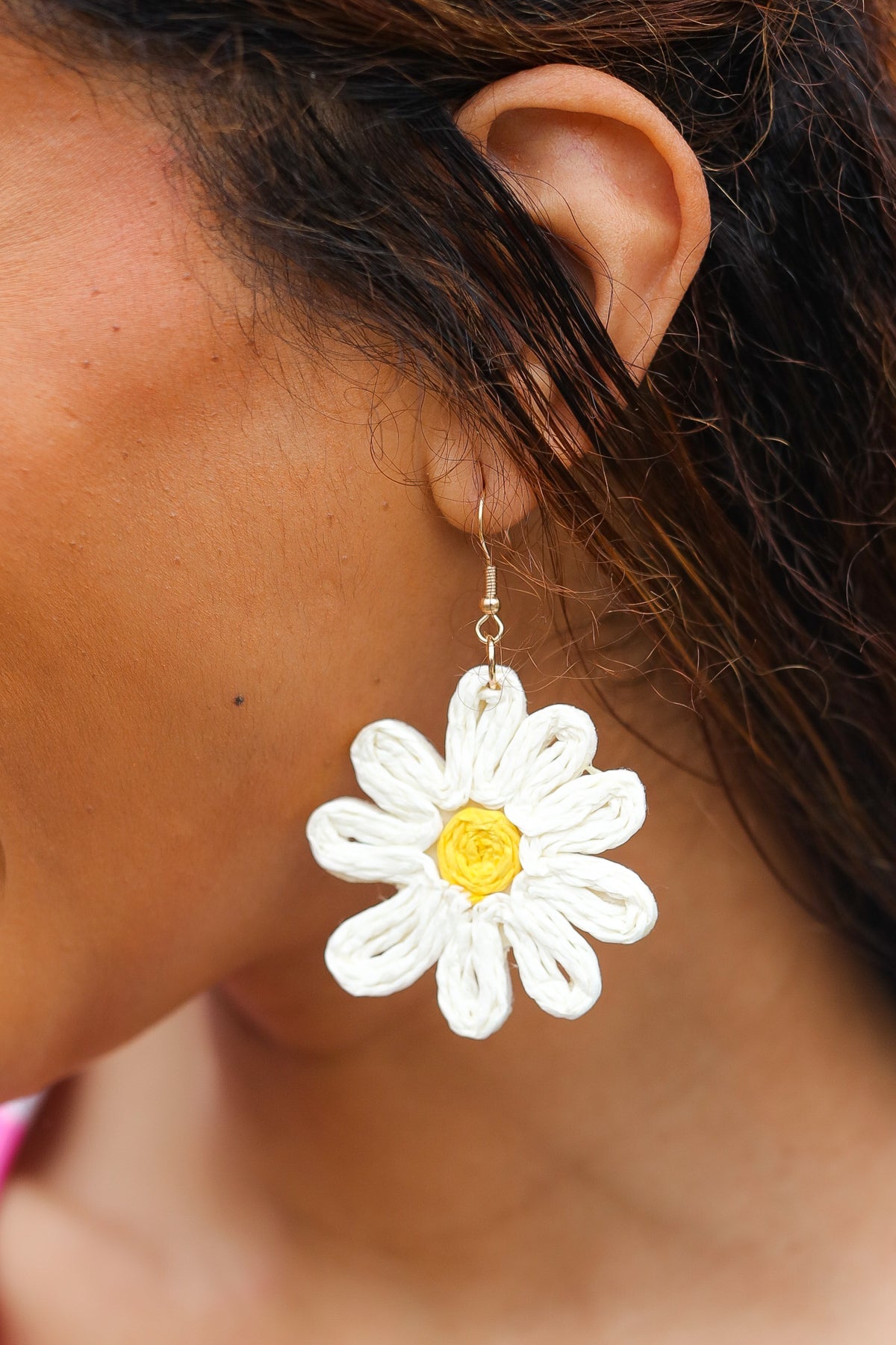 Ivory Daisy Flower Straw Dangle Earrings