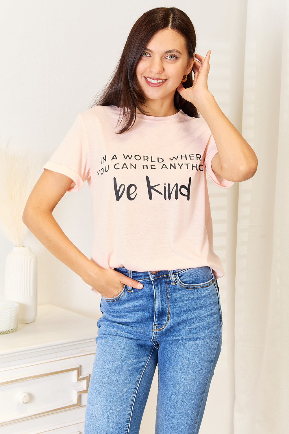 “Be Kind” Graphic Tee