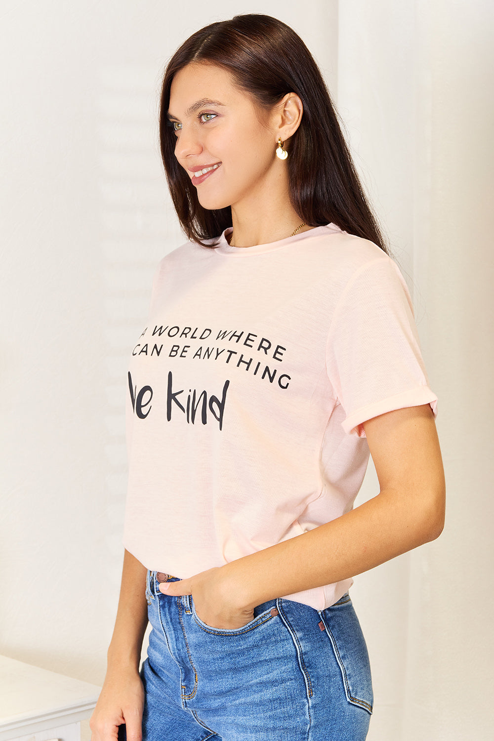 “Be Kind” Graphic Tee