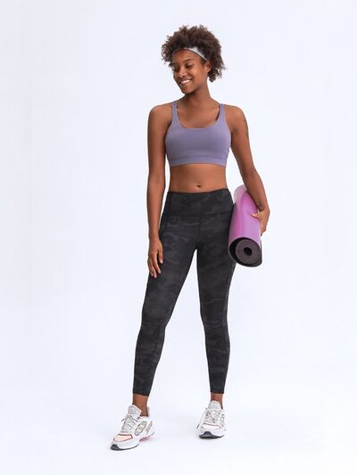 The Vida Wide Waistband Leggings with Pockets